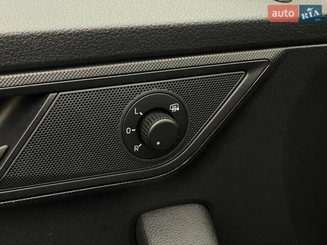 Шкода Фабия, объемом двигателя 1.6 л и пробегом 197 тыс. км за 9720 $, фото 12 на Automoto.ua