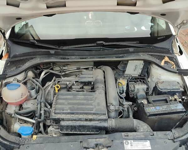 Шкода Фабия, объемом двигателя 1.2 л и пробегом 175 тыс. км за 6100 $, фото 5 на Automoto.ua
