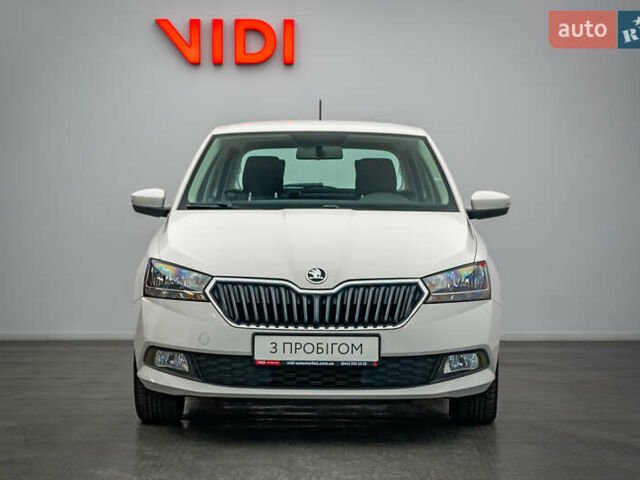 Шкода Фабия, объемом двигателя 1 л и пробегом 73 тыс. км за 8553 $, фото 4 на Automoto.ua