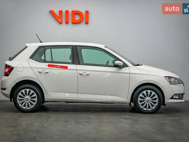 Шкода Фабія, об'ємом двигуна 1 л та пробігом 64 тис. км за 8829 $, фото 3 на Automoto.ua