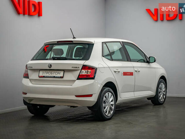 Шкода Фабия, объемом двигателя 1 л и пробегом 88 тыс. км за 8434 $, фото 1 на Automoto.ua