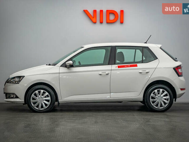 Шкода Фабия, объемом двигателя 1 л и пробегом 73 тыс. км за 8553 $, фото 2 на Automoto.ua