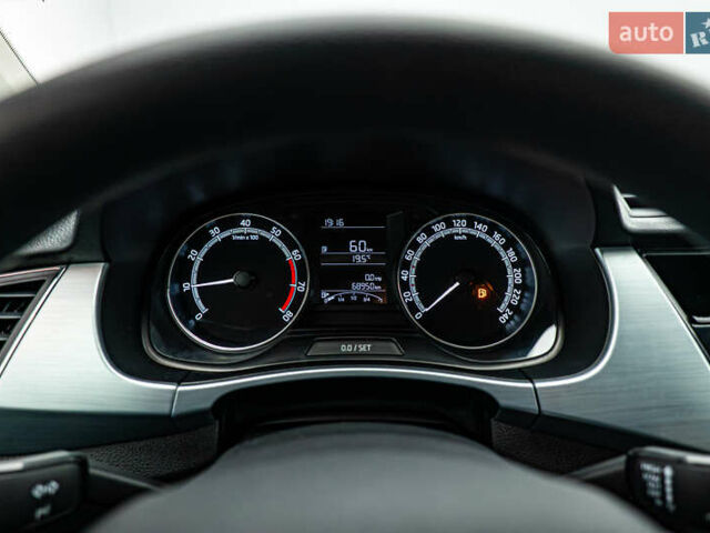 Шкода Фабия, объемом двигателя 1 л и пробегом 68 тыс. км за 8258 $, фото 10 на Automoto.ua