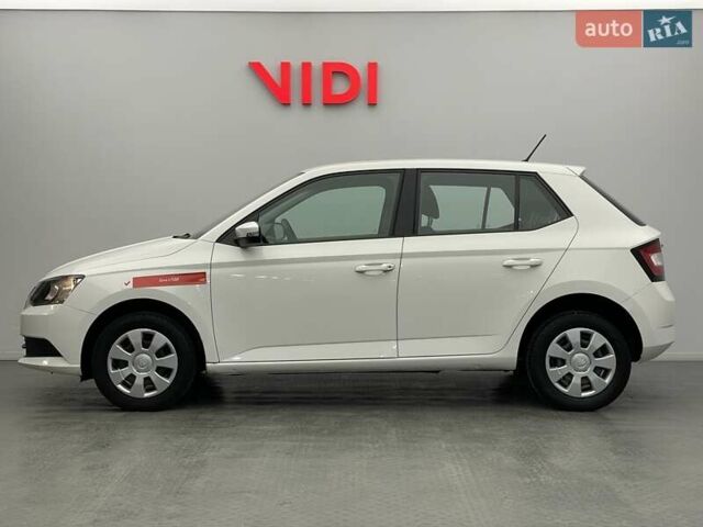 Шкода Фабия, объемом двигателя 1 л и пробегом 85 тыс. км за 7910 $, фото 2 на Automoto.ua