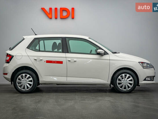 Шкода Фабия, объемом двигателя 1 л и пробегом 73 тыс. км за 8553 $, фото 3 на Automoto.ua