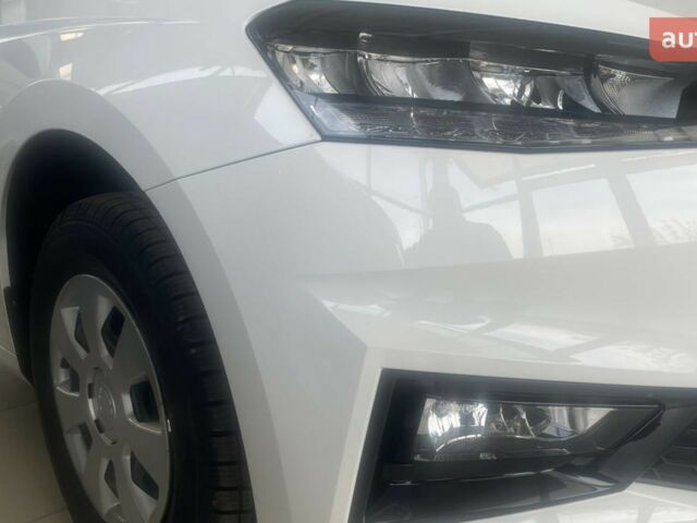 купити нове авто Шкода Фабія 2024 року від офіційного дилера Прага Авто на Кільцевій Шкода фото