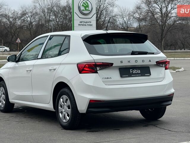 купити нове авто Шкода Фабія 2025 року від офіційного дилера Автоцентр-Україна плюс Шкода фото