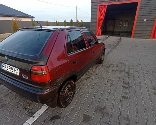 Шкода Фабія, об'ємом двигуна 1.3 л та пробігом 300 тис. км за 1000 $, фото 6 на Automoto.ua