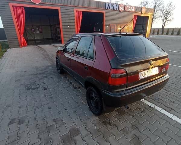 Шкода Фабія, об'ємом двигуна 1.3 л та пробігом 300 тис. км за 1000 $, фото 2 на Automoto.ua