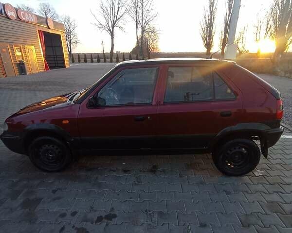 Шкода Фабія, об'ємом двигуна 1.3 л та пробігом 300 тис. км за 1000 $, фото 1 на Automoto.ua