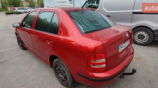Шкода Фабия, объемом двигателя 1.4 л и пробегом 204 тыс. км за 5200 $, фото 4 на Automoto.ua