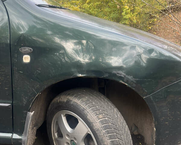 Шкода Фабия, объемом двигателя 1.4 л и пробегом 251 тыс. км за 2600 $, фото 7 на Automoto.ua