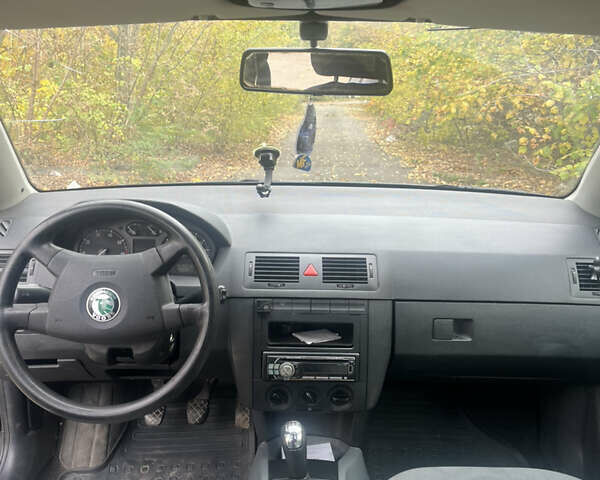 Шкода Фабия, объемом двигателя 1.4 л и пробегом 251 тыс. км за 2600 $, фото 5 на Automoto.ua