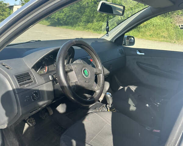 Шкода Фабія, об'ємом двигуна 1.4 л та пробігом 200 тис. км за 3800 $, фото 6 на Automoto.ua