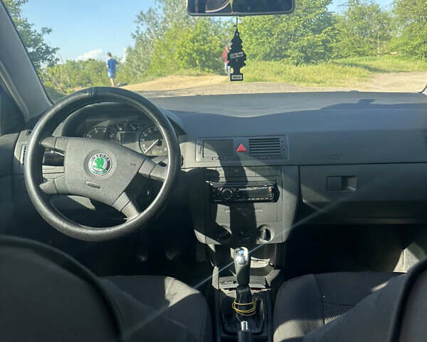Шкода Фабія, об'ємом двигуна 1.4 л та пробігом 200 тис. км за 3800 $, фото 8 на Automoto.ua