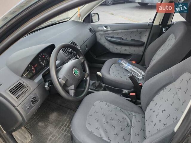 Шкода Фабія, об'ємом двигуна 1.2 л та пробігом 181 тис. км за 2100 $, фото 4 на Automoto.ua