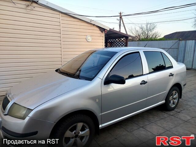 Шкода Фабия, объемом двигателя 1.2 л и пробегом 221 тыс. км за 3600 $, фото 1 на Automoto.ua