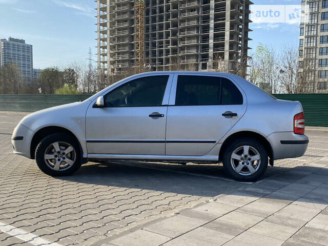 Шкода Фабія, об'ємом двигуна 1.4 л та пробігом 313 тис. км за 3899 $, фото 6 на Automoto.ua