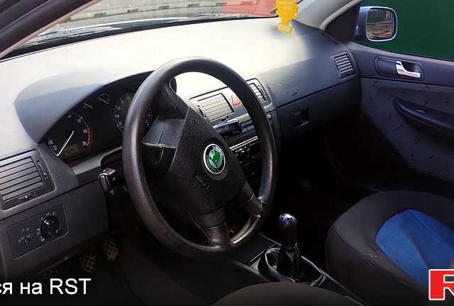 Шкода Фабия, объемом двигателя 1.4 л и пробегом 230 тыс. км за 3750 $, фото 1 на Automoto.ua