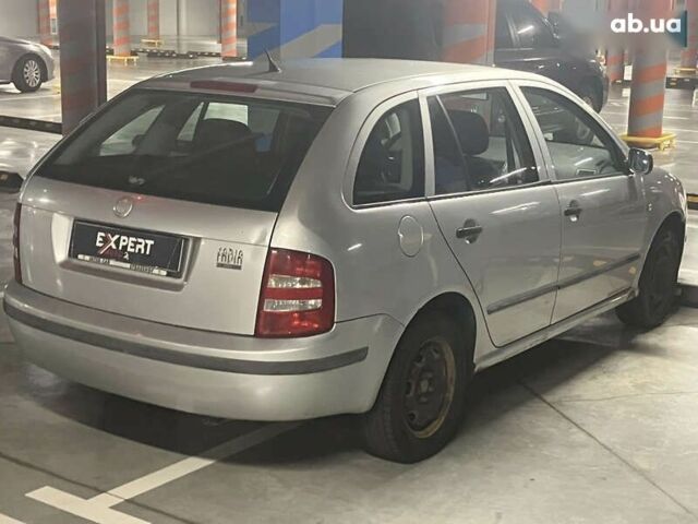 Шкода Фабия, объемом двигателя 1.9 л и пробегом 326 тыс. км за 3490 $, фото 3 на Automoto.ua