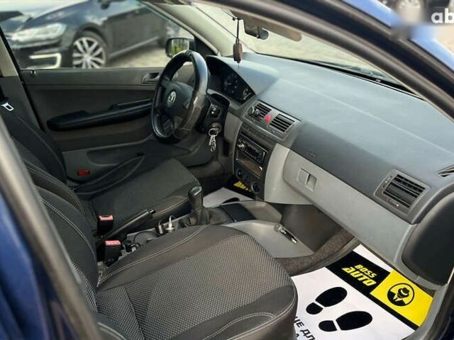 Шкода Фабия, объемом двигателя 1.4 л и пробегом 244 тыс. км за 3600 $, фото 20 на Automoto.ua
