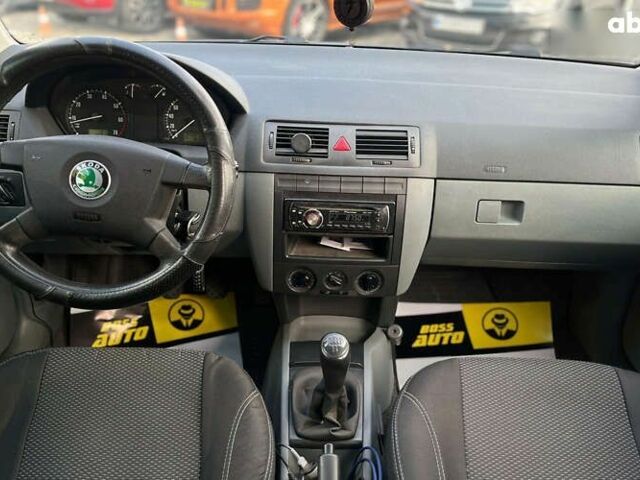Шкода Фабия, объемом двигателя 1.4 л и пробегом 244 тыс. км за 3600 $, фото 19 на Automoto.ua