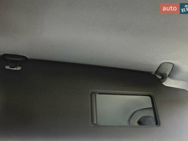 Шкода Фабия, объемом двигателя 1.9 л и пробегом 326 тыс. км за 3490 $, фото 23 на Automoto.ua