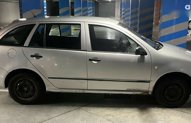 Шкода Фабия, объемом двигателя 1.9 л и пробегом 326 тыс. км за 3490 $, фото 6 на Automoto.ua