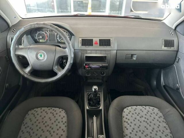 Шкода Фабия, объемом двигателя 1.2 л и пробегом 300 тыс. км за 2550 $, фото 27 на Automoto.ua