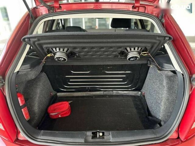 Шкода Фабия, объемом двигателя 1.2 л и пробегом 300 тыс. км за 2550 $, фото 23 на Automoto.ua