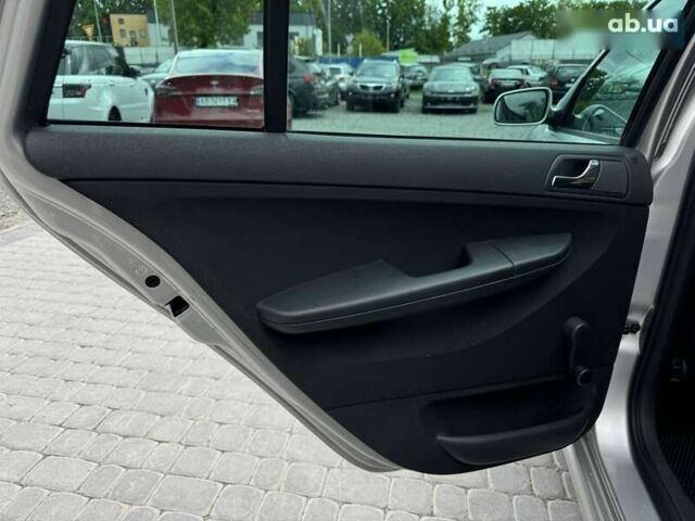 Шкода Фабия, объемом двигателя 1.4 л и пробегом 204 тыс. км за 4999 $, фото 18 на Automoto.ua