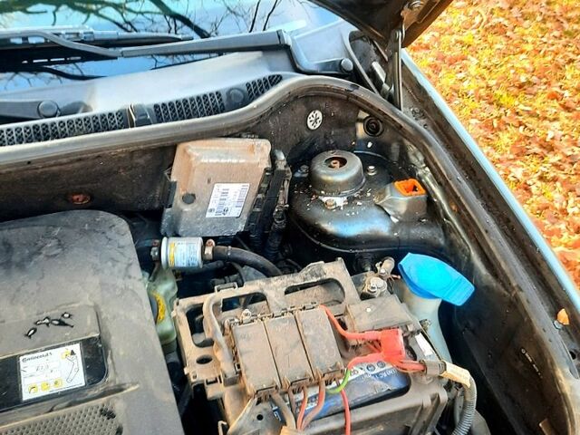 Шкода Фабия, объемом двигателя 1.4 л и пробегом 249 тыс. км за 4150 $, фото 6 на Automoto.ua