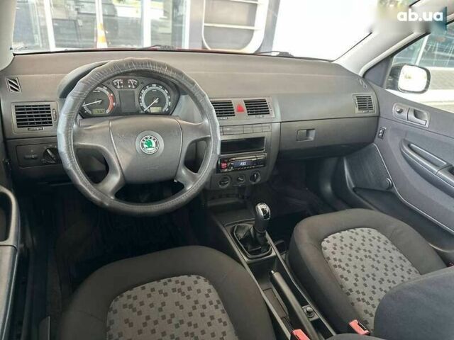 Шкода Фабия, объемом двигателя 1.2 л и пробегом 300 тыс. км за 2550 $, фото 26 на Automoto.ua