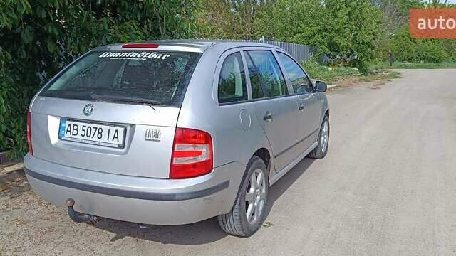 Шкода Фабия, объемом двигателя 1.2 л и пробегом 188 тыс. км за 3500 $, фото 2 на Automoto.ua