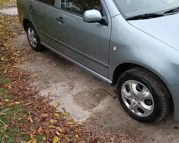 Шкода Фабия, объемом двигателя 1.4 л и пробегом 188 тыс. км за 4500 $, фото 6 на Automoto.ua