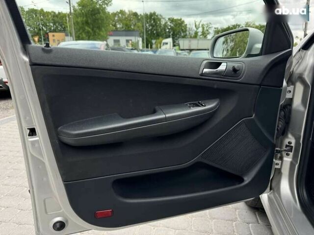 Шкода Фабия, объемом двигателя 1.4 л и пробегом 204 тыс. км за 4999 $, фото 16 на Automoto.ua