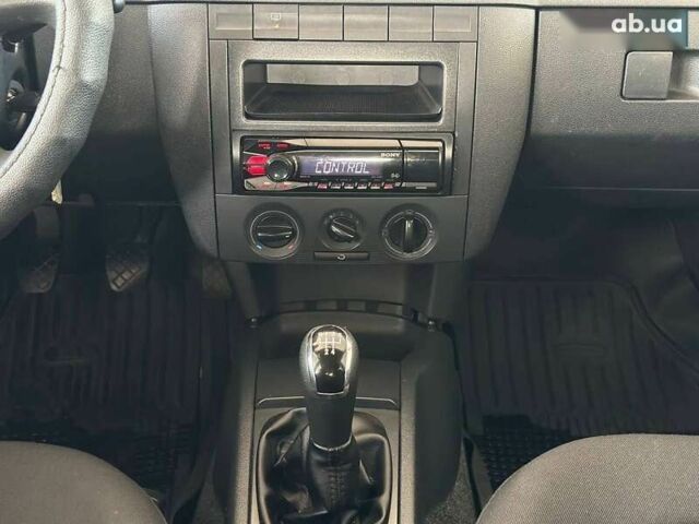 Шкода Фабия, объемом двигателя 1.2 л и пробегом 300 тыс. км за 2550 $, фото 24 на Automoto.ua