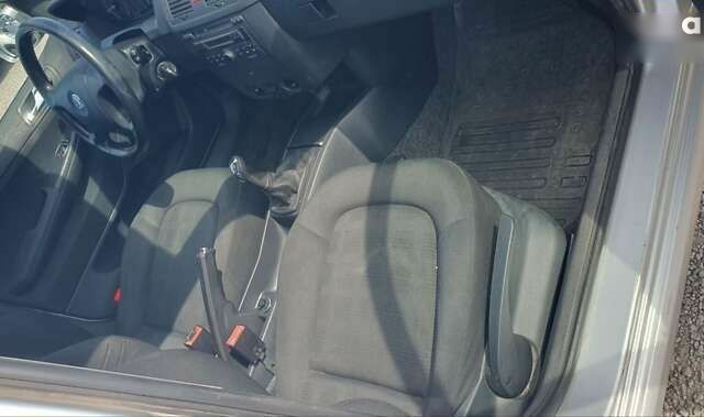 Шкода Фабия, объемом двигателя 0 л и пробегом 168 тыс. км за 3600 $, фото 19 на Automoto.ua