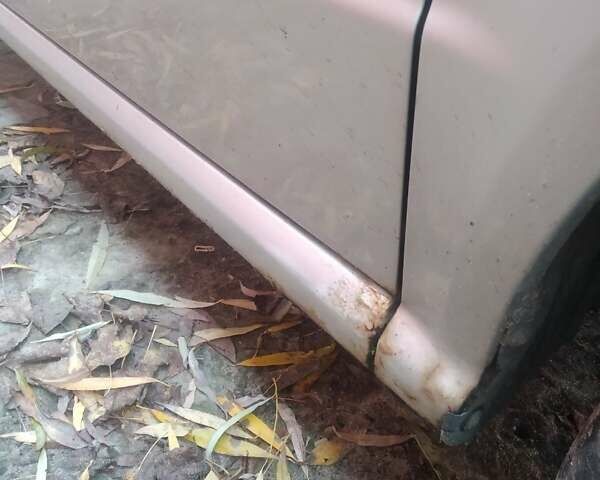 Шкода Фабия, объемом двигателя 1.39 л и пробегом 200 тыс. км за 3000 $, фото 4 на Automoto.ua