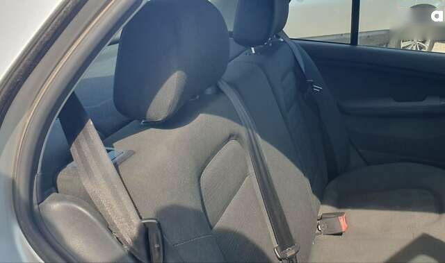 Шкода Фабия, объемом двигателя 0 л и пробегом 168 тыс. км за 3600 $, фото 14 на Automoto.ua