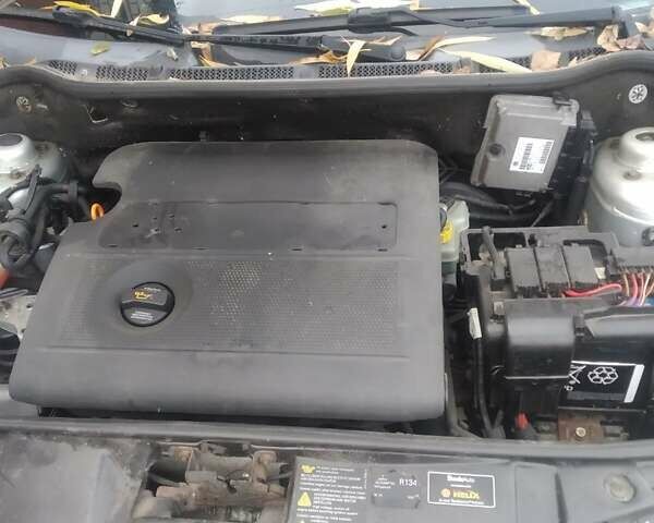 Шкода Фабия, объемом двигателя 1.39 л и пробегом 200 тыс. км за 3000 $, фото 7 на Automoto.ua