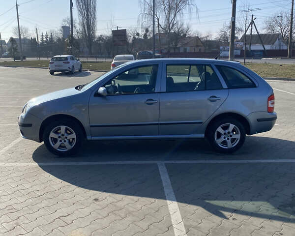 Шкода Фабия, объемом двигателя 1.4 л и пробегом 216 тыс. км за 3250 $, фото 6 на Automoto.ua