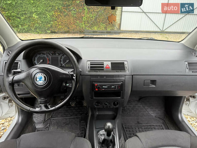 Шкода Фабія, об'ємом двигуна 1.4 л та пробігом 230 тис. км за 4800 $, фото 8 на Automoto.ua