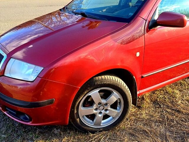 Шкода Фабія, об'ємом двигуна 1.4 л та пробігом 220 тис. км за 3950 $, фото 4 на Automoto.ua