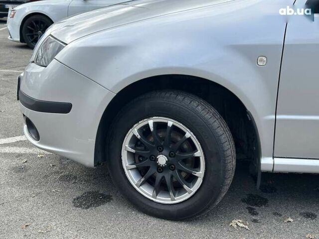 Шкода Фабия, объемом двигателя 1.2 л и пробегом 158 тыс. км за 4690 $, фото 12 на Automoto.ua