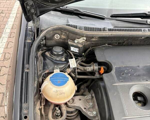 Шкода Фабия, объемом двигателя 1.39 л и пробегом 227 тыс. км за 4300 $, фото 15 на Automoto.ua