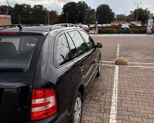 Шкода Фабия, объемом двигателя 1.39 л и пробегом 227 тыс. км за 4300 $, фото 4 на Automoto.ua