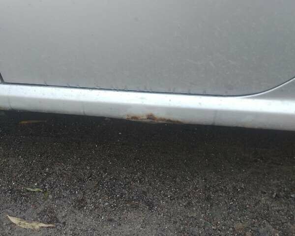 Шкода Фабия, объемом двигателя 1.39 л и пробегом 200 тыс. км за 3000 $, фото 1 на Automoto.ua