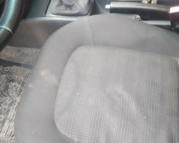 Шкода Фабия, объемом двигателя 1.39 л и пробегом 200 тыс. км за 3000 $, фото 6 на Automoto.ua