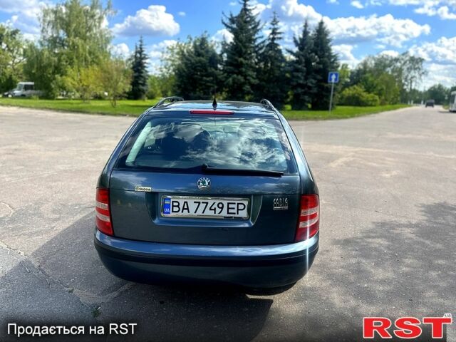 Шкода Фабия, объемом двигателя 1.2 л и пробегом 180 тыс. км за 3200 $, фото 6 на Automoto.ua